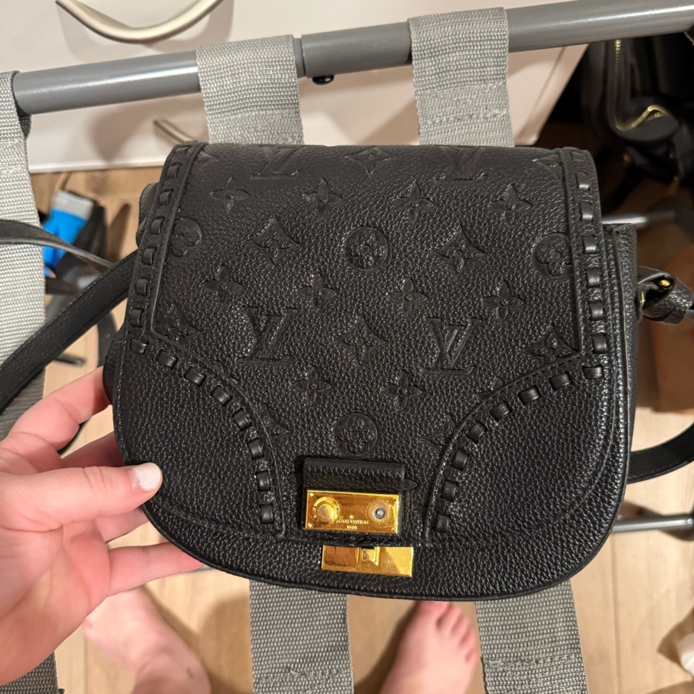 Black crossbody